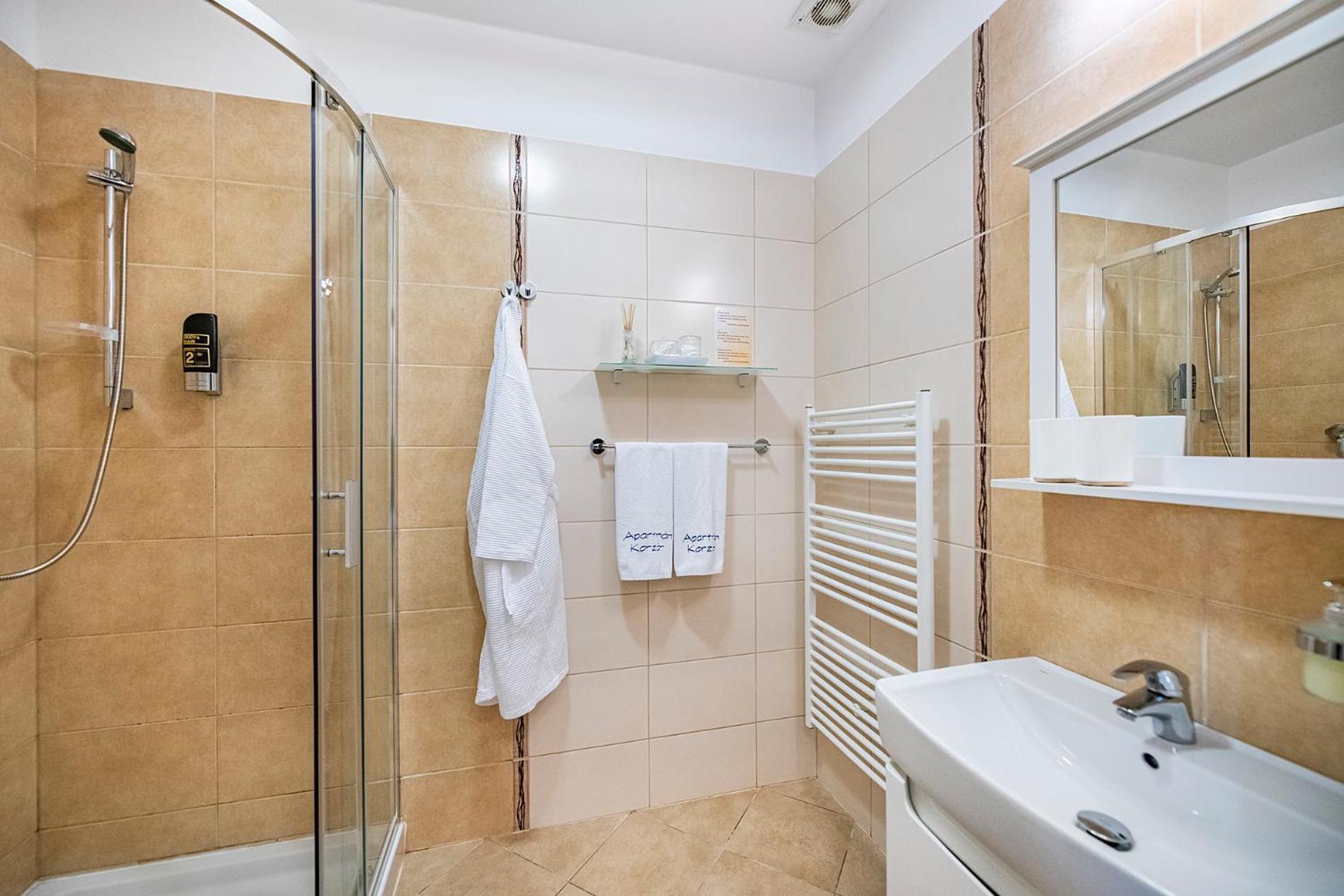 Besenova Apartman Korzar Dış mekan fotoğraf
